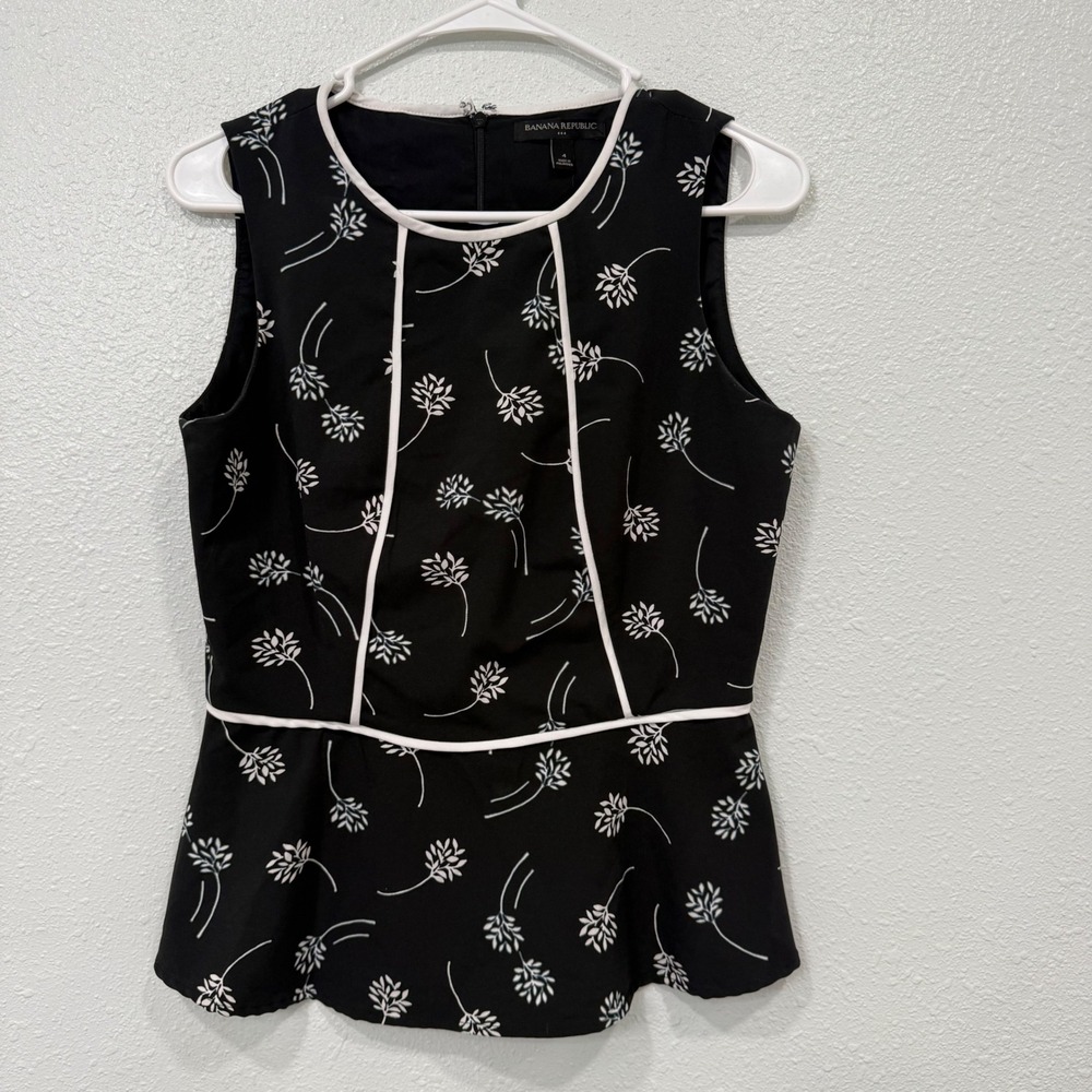 Banana Republic Black White Floral Peplum Sleeveless Top Blouse Size 4